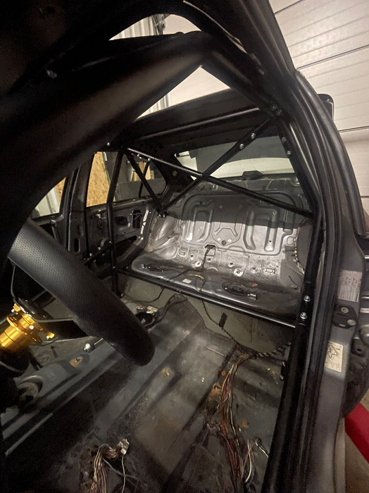 BMW E30 / E36 / E46 / E90 / E92 roll cage / cage / rollcage / cage